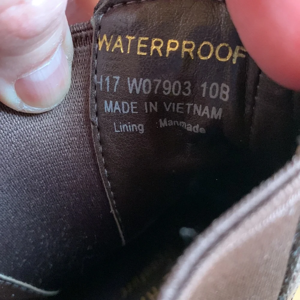 Cole Haan Grand O/S size 10 brown waterproof leather Chelsea boots slip on EUC